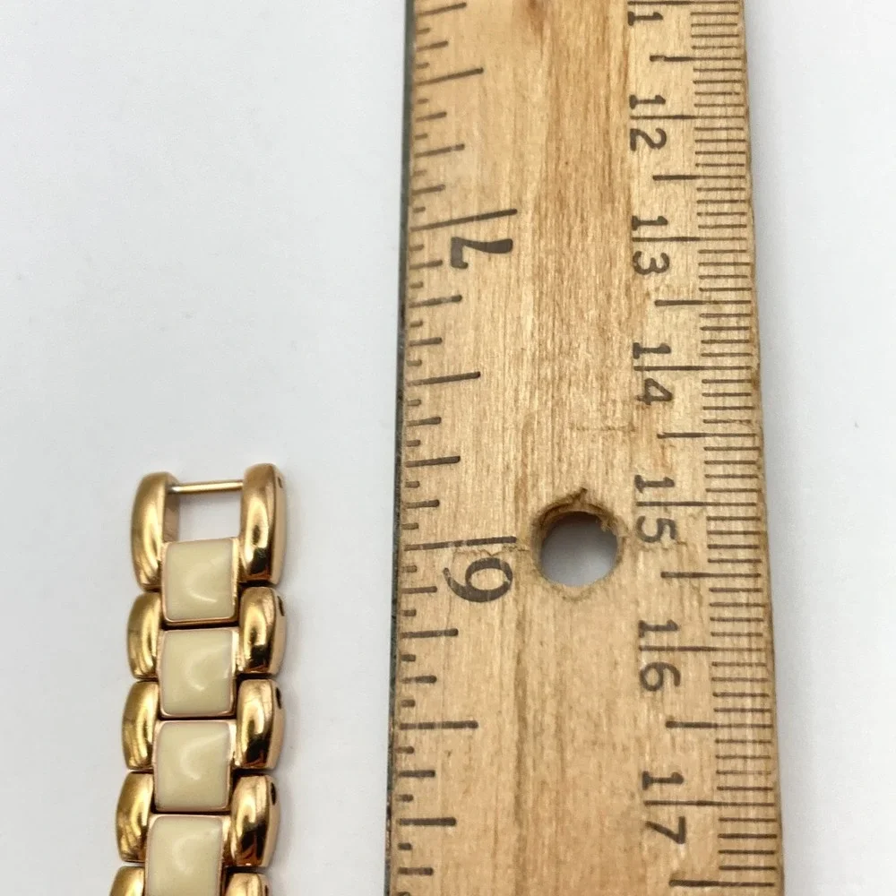 Armitron Women's Watch 27mm Rose Gold Tone Ivory Enamel New Battery SMALL 5.75